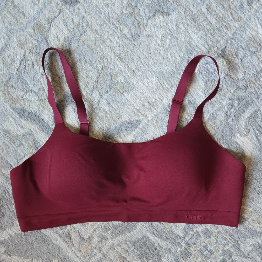 Aerie Smoothez Molded Cup Bra Bralette Adjustable Strap Size Large Red